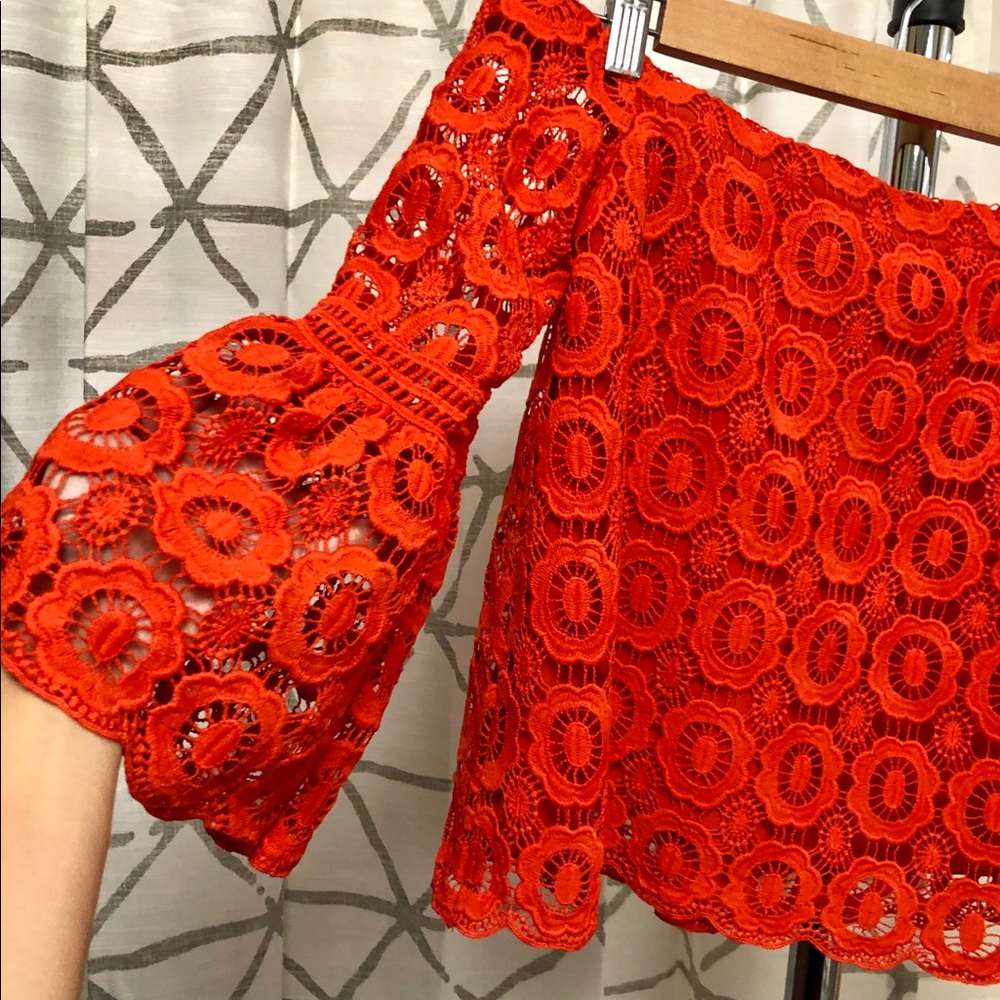 Lulu’s red lace off-shoulder crop top. Brand New.